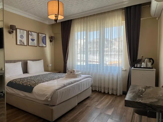 Standard, Double Bed, Sea View, Sultanahmet Inn Hotel 1/3