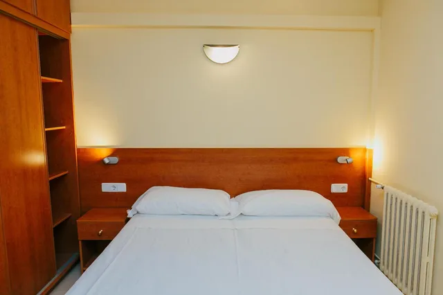 شقة بسريرين منفصلين بغرفة نوم واحدة، Aparthotel Bertran 2/10