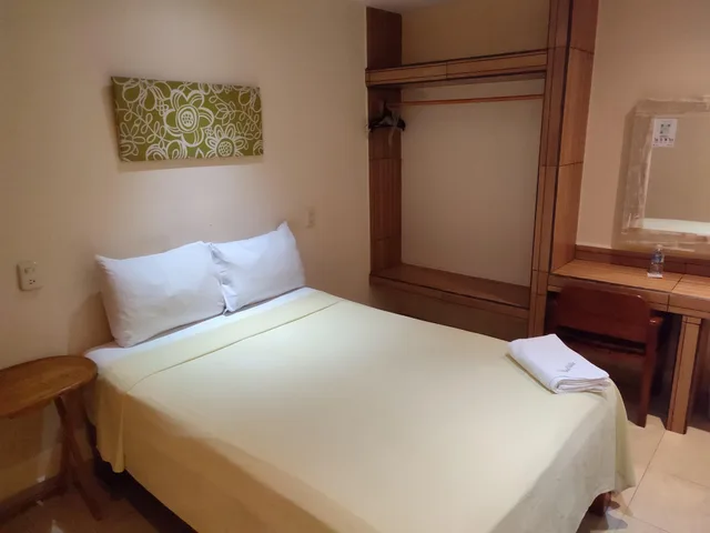 Standard, Hotel Ashly 1/10