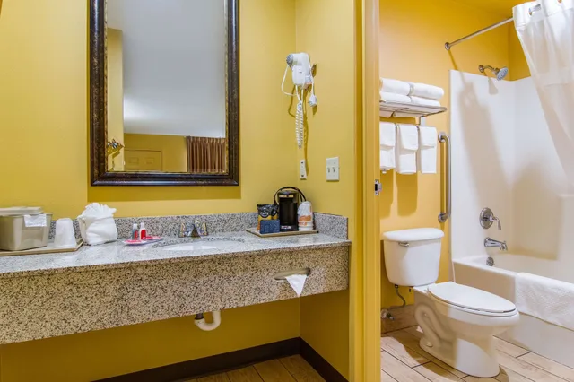 غرفة قياسية بسريرين مزدوجين للمدخنين، Econo Lodge Kingsland 4/4