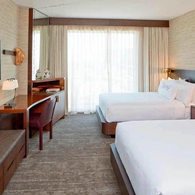 Room, 2 Queen Beds, Concierge Level، RENAISSANCE DALLAS AT PLANO LEGACY WEST HOTEL 2/10