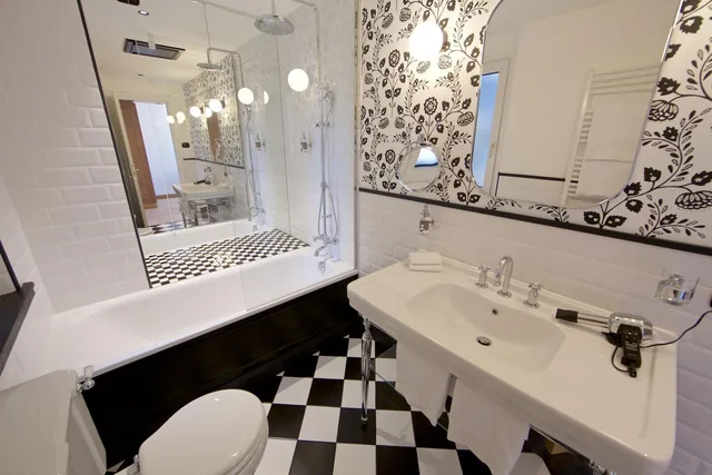 جناح جونيور، Duca D Aosta 6/6