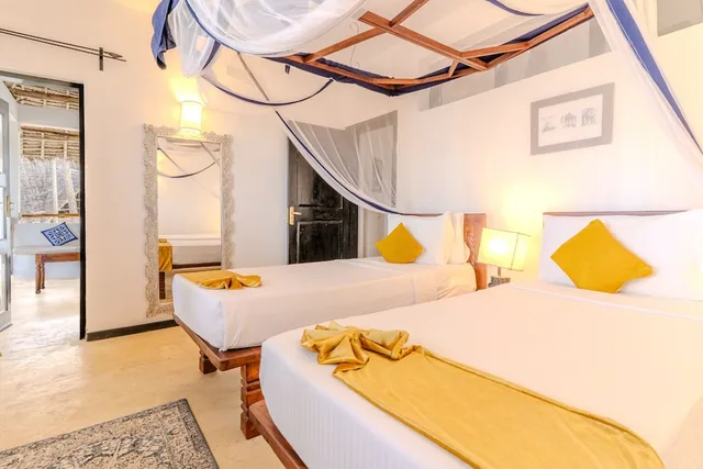 Family Suite, 2 King Beds, Beach Front، Pongwe Bay Resort 2/10