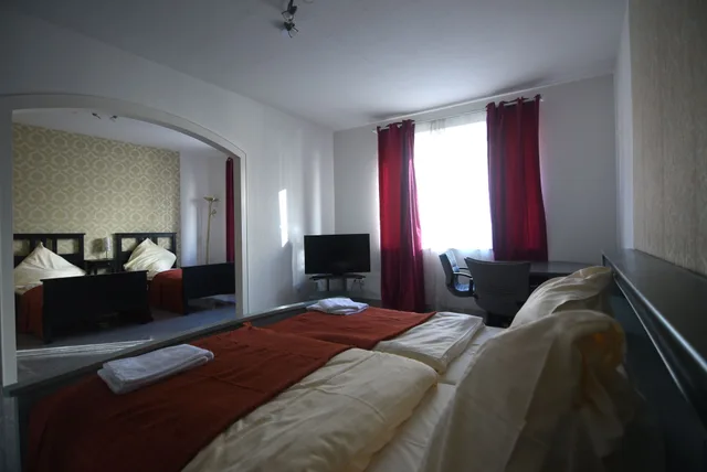 شقة كومفورت بسريرين كوين بغرفتي نوم، City Center Suites Hannover 1/4