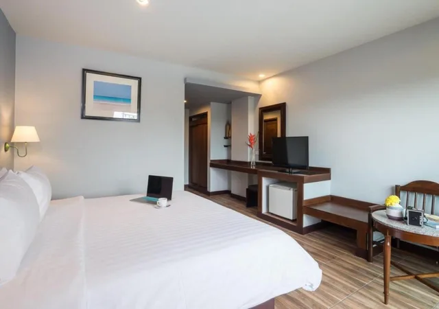 Superior, Double or Twin Bed, City View, Savotel 3/6
