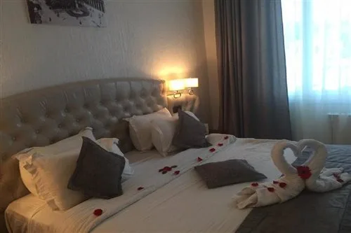 suite, Rym El Djamil Hotel 1/2