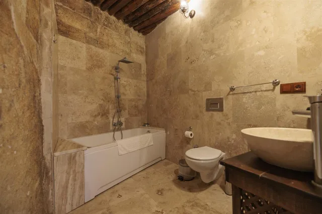 غرفة ديلوكس بسرير مزدوج بحوض استحمام، Shadow Cave House 2/3