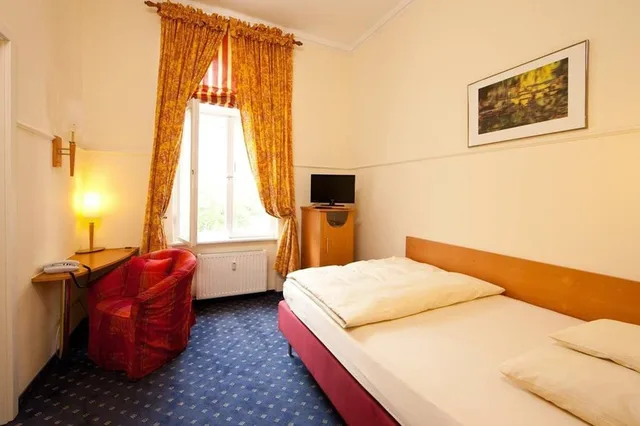 غرفة مفردة، HOTEL AUGUSTA 4/11