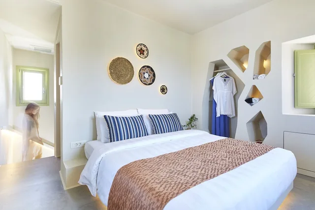Junior Suite, King Bed, Sea View, Jetted Tub, Aeon Suites - Adults Only By Mr and Mrs White 3/4
