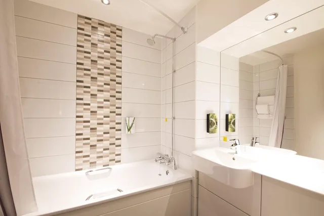 غرفة قياسية بسرير مزدوج، Premier Inn St Andrews 2/2