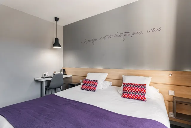غرفة كومفورت بسرير مزدوج، The Originals Boutique Hotel Du Chateau Dinan 4/6
