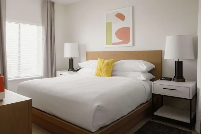 جناح بسرير كينج بغرفة نوم واحدة لذوي الإعاقة، WaterWalk Extended Stay by Wyndham Phoenix - N. Happy Valley 1/1