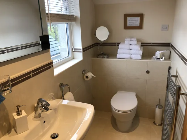 غرفة بسريرين منفصلين، Crowfield House 6/7