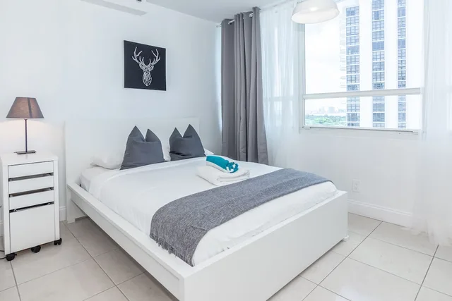 جناح استوديو فاخر بسريرين كوين، Girasole Apartments 1/6