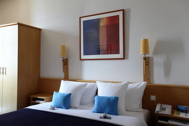 غرفة بسرير كوين، Hotel Bon Rivage 8/10