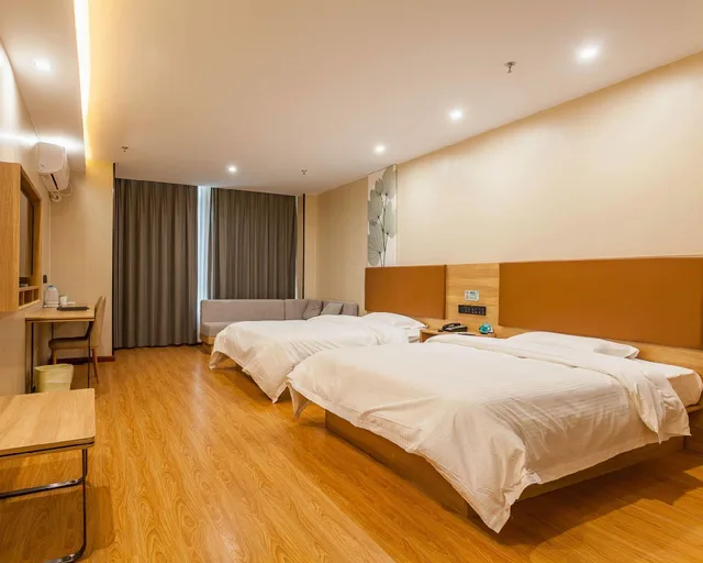 غرفة بزنس بسريرين منفصلين، GreenTree Inn Suzhou Kunshan Beimen Road Mold City Express Hotel 1/2