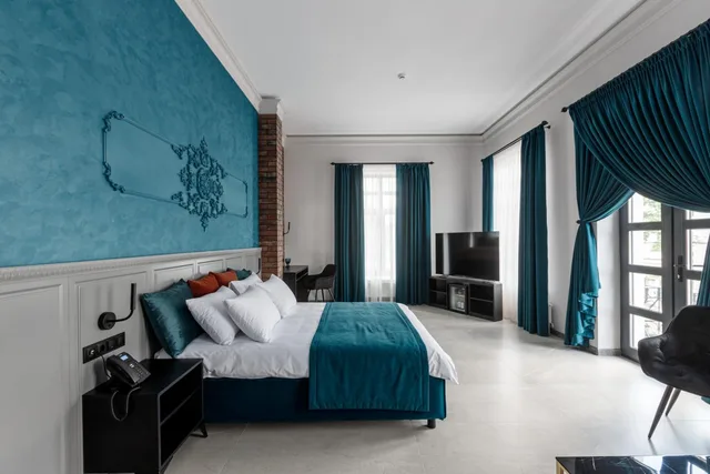 جناح بسرير كوين بإطلالة على المدينة مع أريكة، Richmond Hotel 1/1
