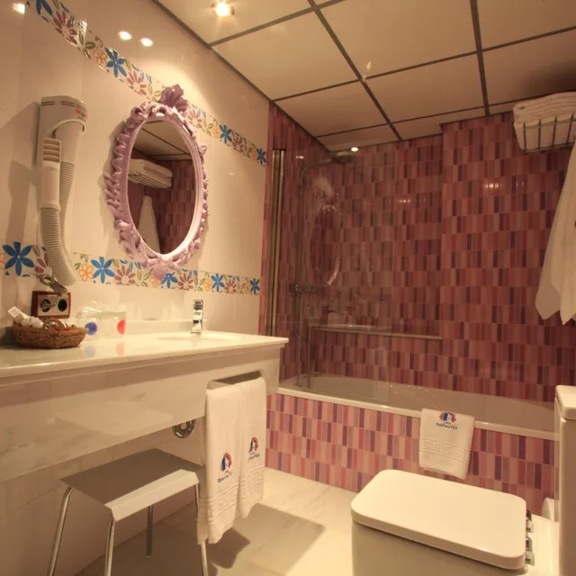 غرفة بسرير مزدوج أو سريرين منفصلين، Casa Banos de la Villa 9/10