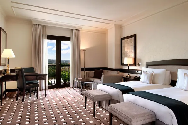غرفة ديلوكس بسرير كوين، Eurostars Palacio Buenavista 3/7