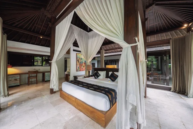 فيلا ديلوكس بسرير كوين وسرير فردي بغرفتي نوم بمسبح خاص، Surya Kembar Villas 1/1