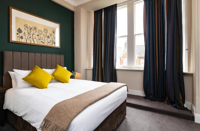 غرفة تنفيذية بسرير مزدوج، Kew Gardens Hotel 2/10