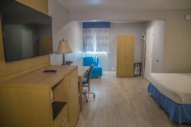 غرفة قياسية بسريرين كوين، Days Inn by Wyndham Redwood City 8/10