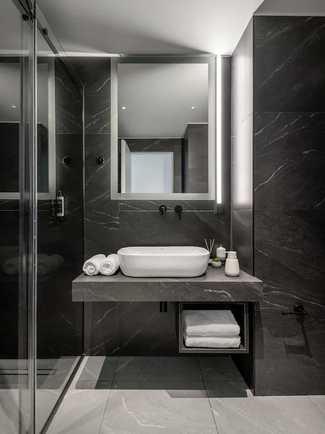 جناح غراند بسرير كينج بإطلالة على المدينة مع أريكة، Urban K Hotel Athens 3/3