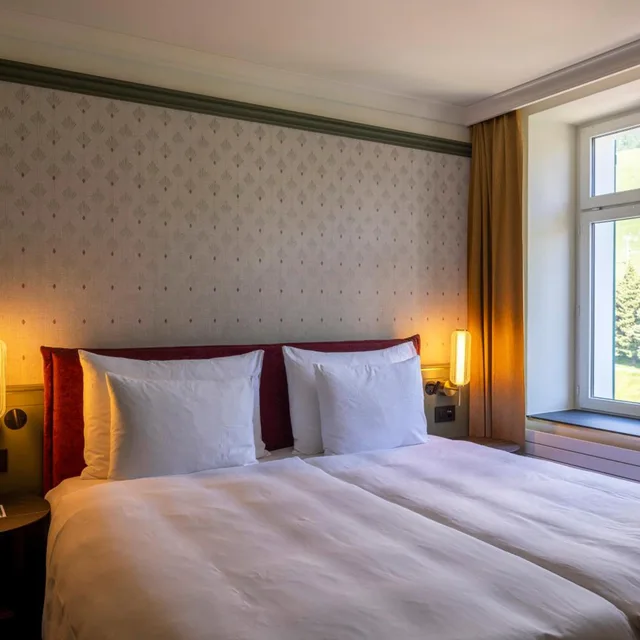 استوديو، Cresta Palace 1/3