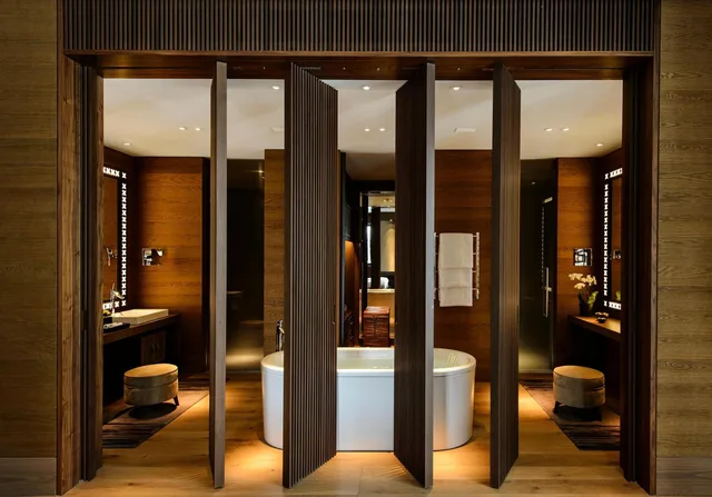 جناح غراند ديلوكس بسرير كينج بغرفتي نوم، The Chedi Andermatt 10/10