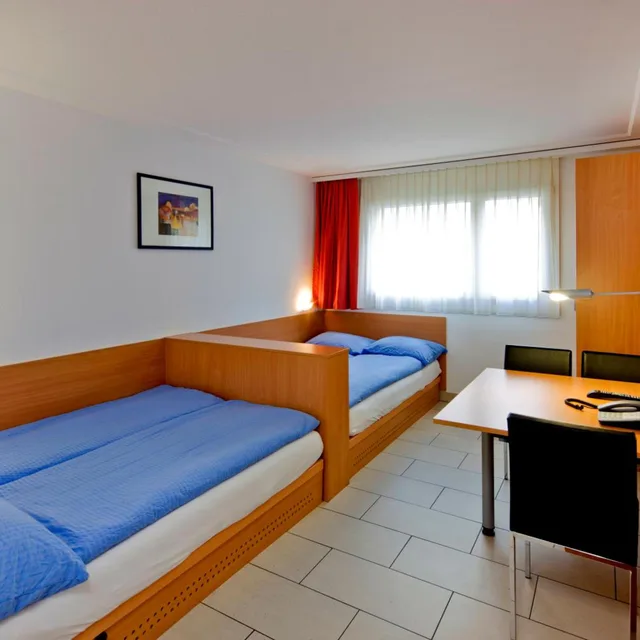 غرفة بسريرين منفصلين، Good Night Inn 1/6