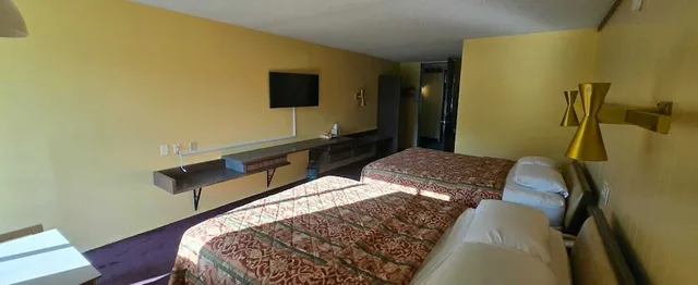 Premium 2 Full Beds Non-Smoking, Sunset Inn Manning I 95 3/5