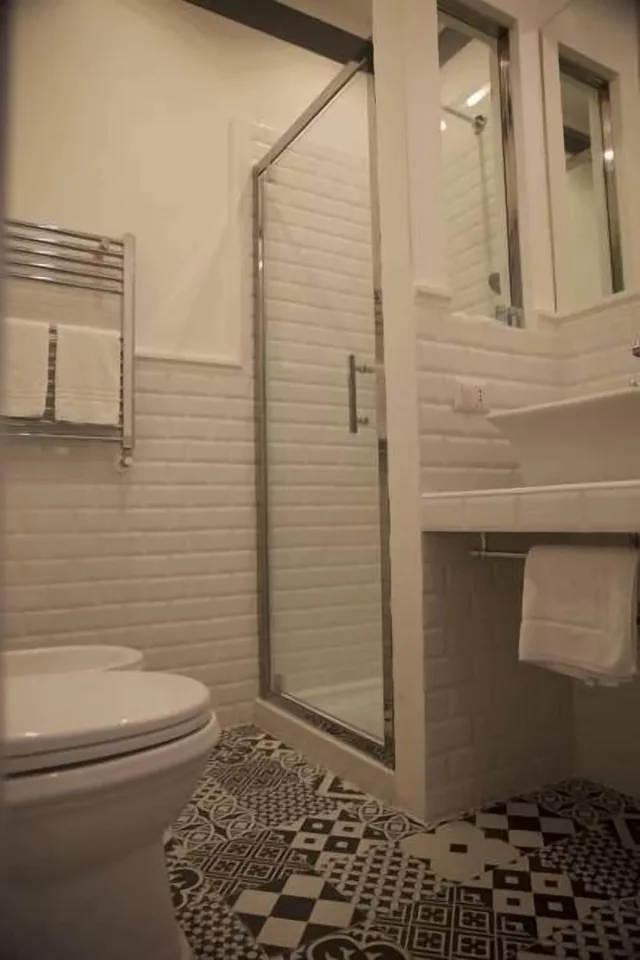 جناح جونيور بسرير كينج، Relais Della Torre 2/2