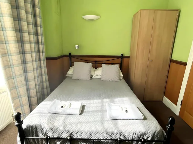 غرفة بسرير مزدوج بحمام خاص، The Marker Hotel 4/10