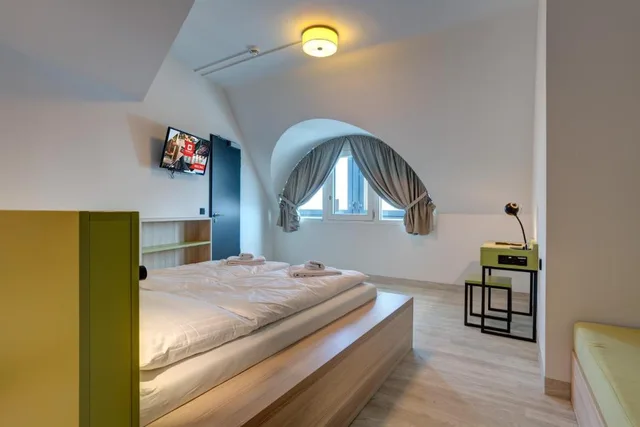 غرفة ثلاثية، MEININGER Hotel Munich Olympiapark 3/6