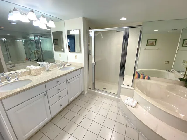 2 Bedrooms, Condo, Deluxe, King and Queen Bed, Water Front, 2 Bathrooms, Resort Harbour Properties 6/6