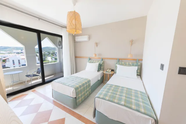 غرفة ديلوكس بسرير مزدوج أو سريرين منفصلين بشرفة، Arinnanda Hotel Cesme 5/10
