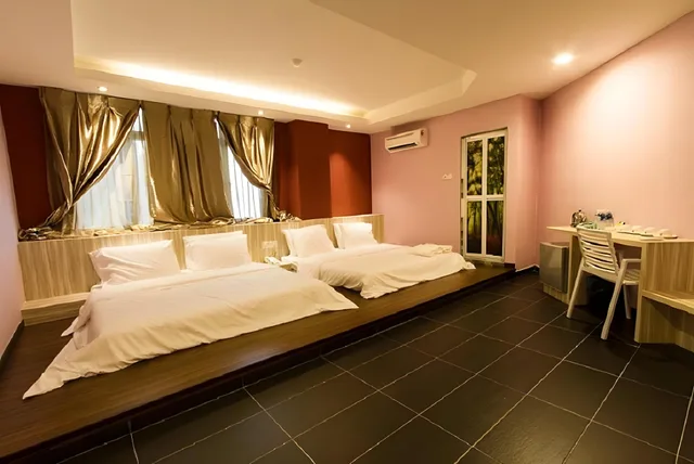 Deluxe, Family, Double Bed, Js Hotel 1/1