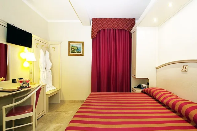 غرفة كلاسيكية بسرير مزدوج، Fashion Hotel 5/10