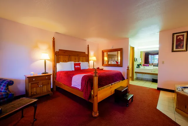 Honeymoon, Suite, Hotel O Eureka Springs - Christ of Ozark Area 3/4