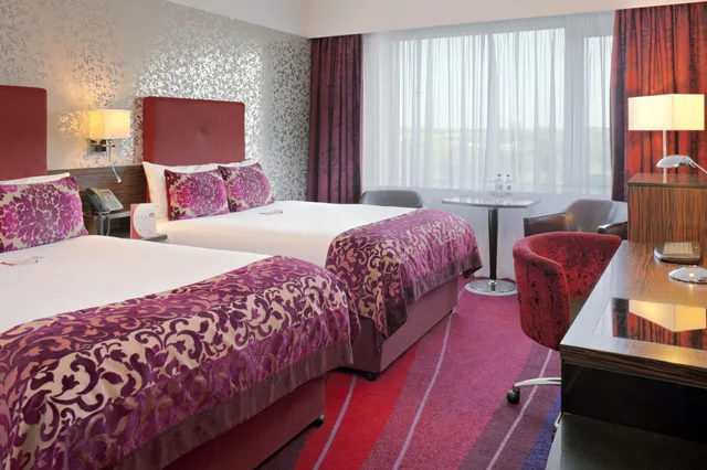 غرفة قياسية بسريرين كوين، CROWNE PLAZA BLANCHARDSTOWN 5/10