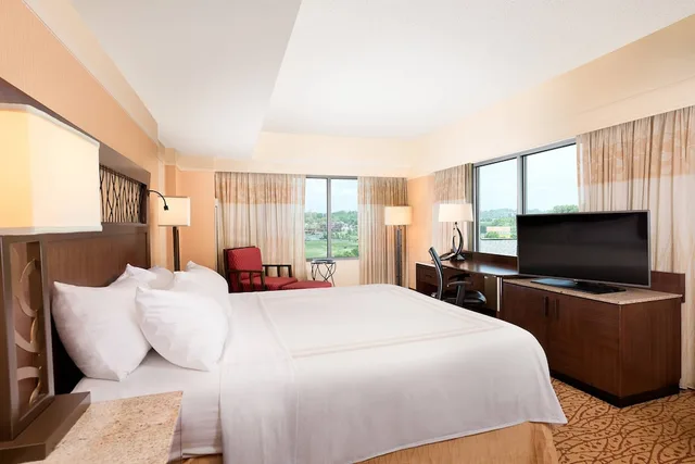 غرفة ركنية بسرير كينج، Marriott Meadowview Conference Resort Convention Center 2/10