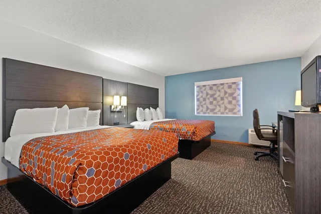 غرفة بسريرين كوين لذوي الإعاقة، Chicago Club Inn & Suites 3/5
