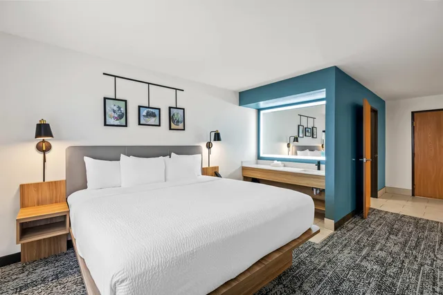 جناح بسرير كينج، Sleep Inn & Suites Verona - Madison Southwest 3/4