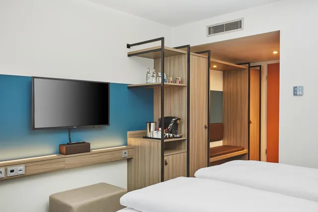 غرفة كومفورت بسرير كينج، H4 Hotel Leipzig 7/10