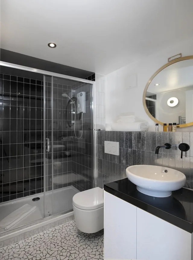 دوبلكس بسريرين كوين، Trueman Court Luxury Serviced Apartments 8/8
