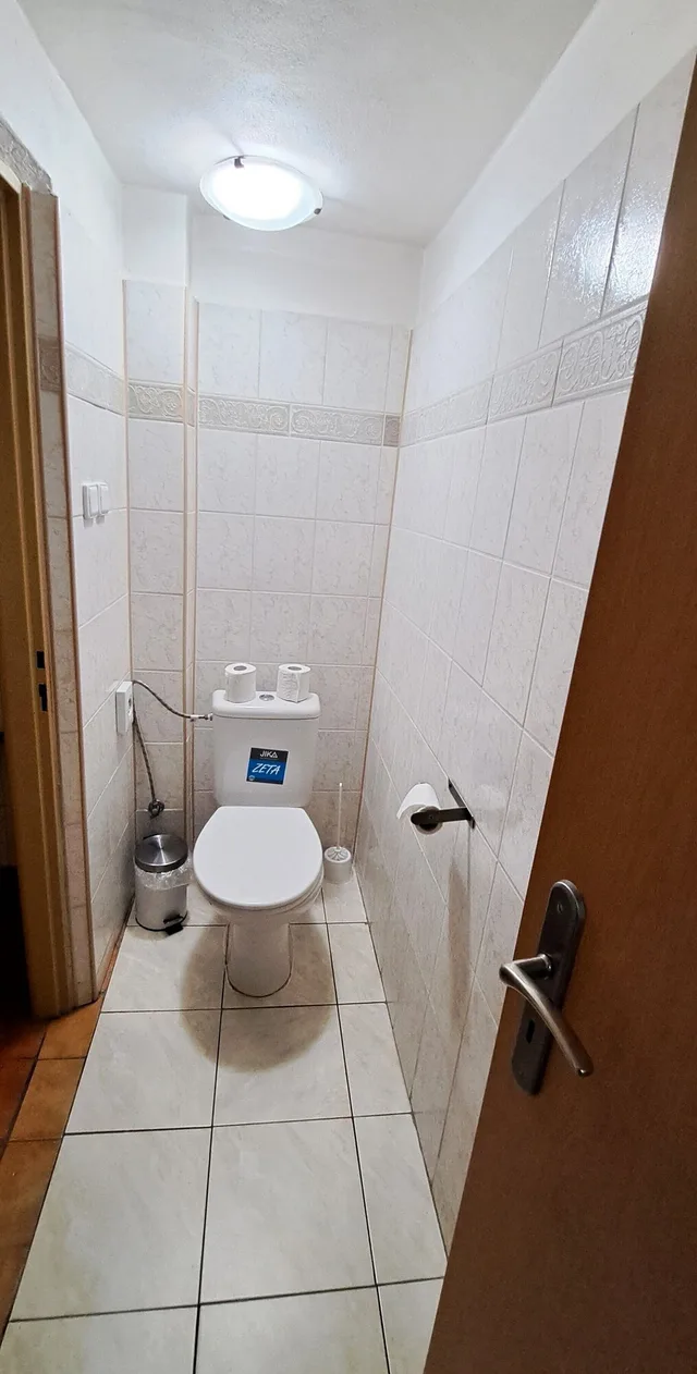 Room, Quadruple, Queen and Twin Beds, Penzion Al Corso 9/9