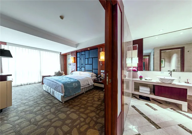جناح بزنس بسرير كوين، Beijing Kuntai Royal Hotel 1/1