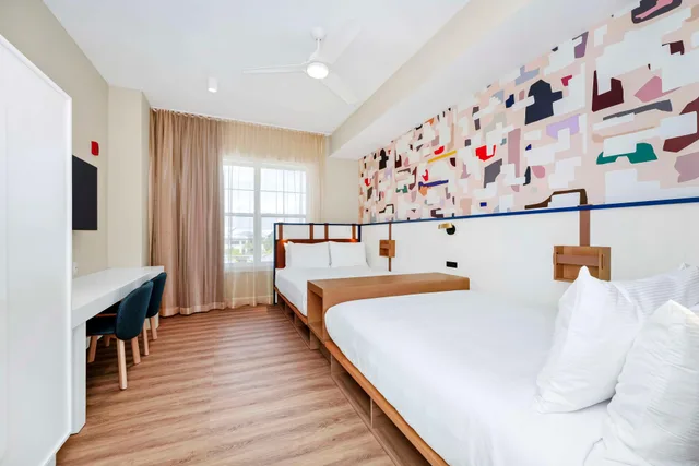 2 Bedrooms, Suite, 1 King and 2 Queen Beds, Balcony, Embassy Suites By Hilton Orlando Sunset Walk 2/7