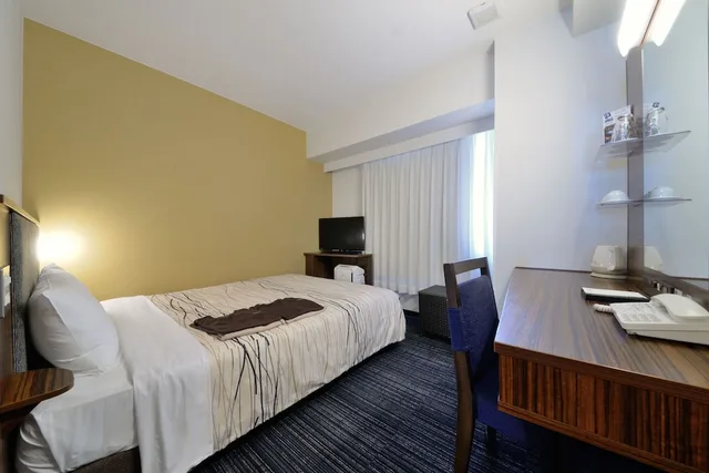 غرفة ديلوكس بسرير مزدوج بغرفة نوم واحدة، FUKUI MANTEN HOTEL EKIMAE 1/5