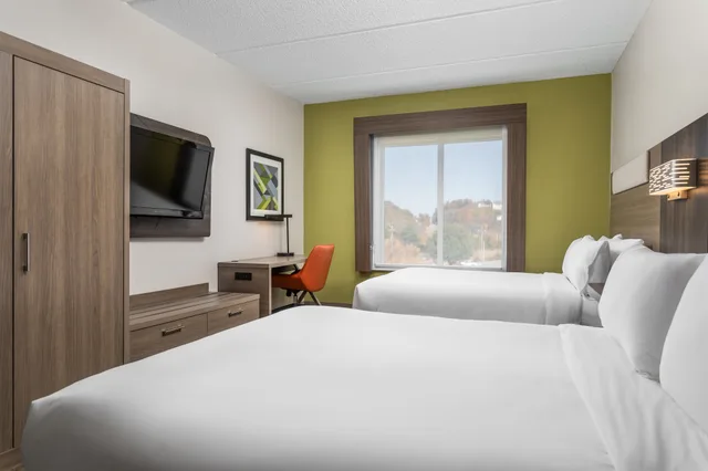 غرفة بسريرين كوين، Holiday Inn Express Hotel And Suites Chattanooga At Lookout Mtn Tn 1/4